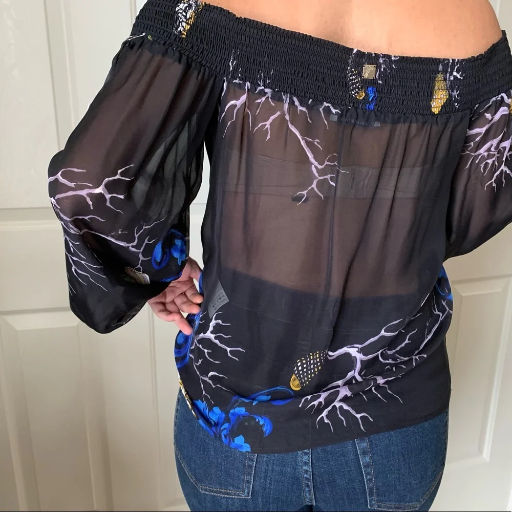 Gianni Versace silk off the shoulder see through top size 40 ( size 4 ) - Picture 3 of 10